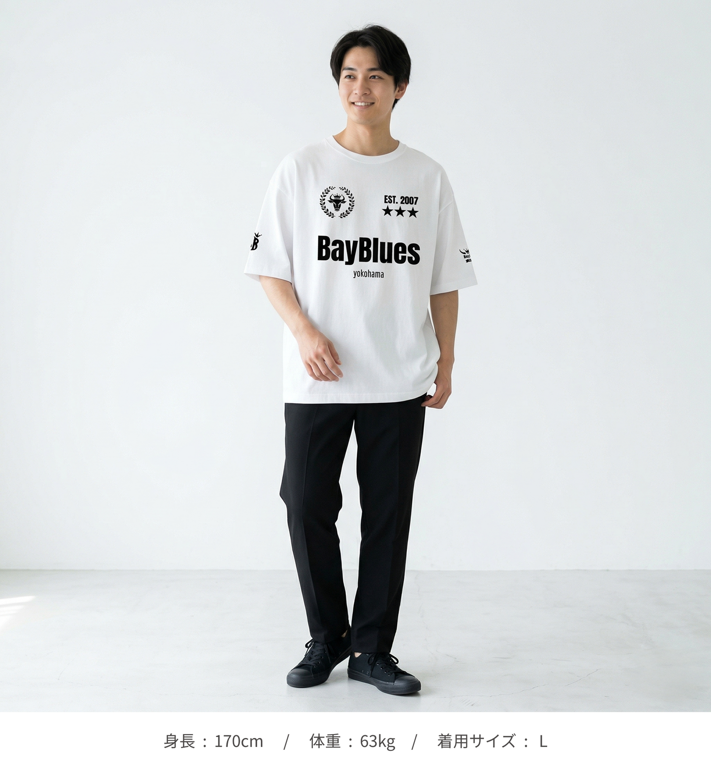 【横浜ベイブルース】ユニフォーム風 ユニセックス ビッグシルエット Tシャツ_黒地プリント（DDSTYLE公式）